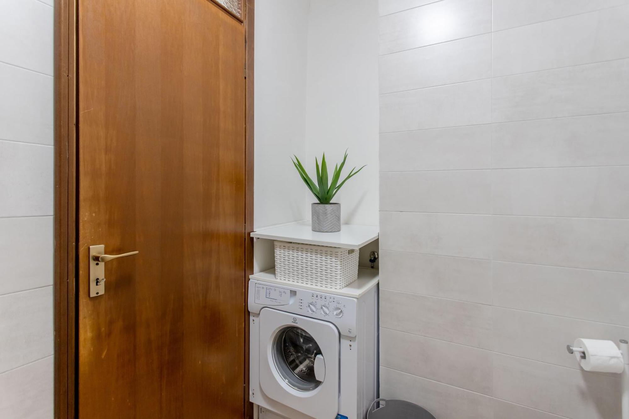 Apartment Casa Caterina - - By Host4u Pavia